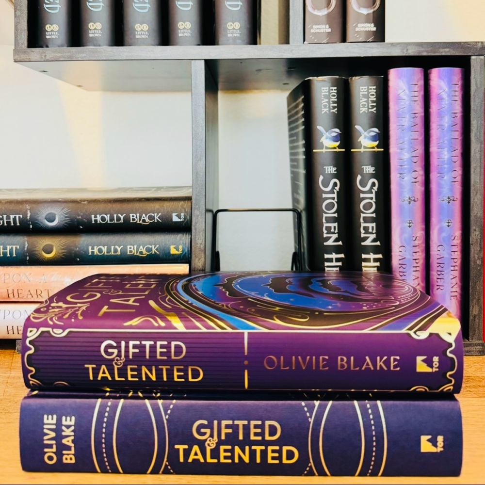 Fairyloot Exclusive Signed Edition Gifted & Talented by Olivie Blake